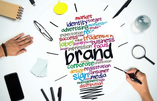 טיפים למציאת החברה הטובה ביותר לייצור מדבקות לעסקים שלך2